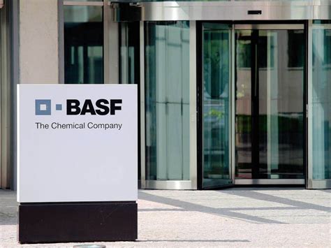 Basf Streicht 350 Stellen In Basel Und Schweizerhalle Wirtschaft