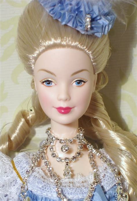 2003 Women Of Royalty Series Marie Antoinette Barbie 53991