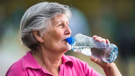 Ola De Calor Y Deshidrataci N Cu Les Son Los S Ntomas Y Consecuencias