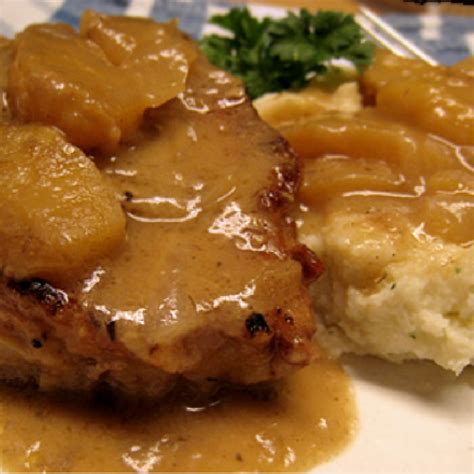 Normandy Pork with Cream and Apples