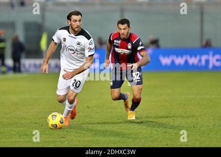 Crotone Italy Th Dec Junior Messias Crotone Fc Scores A