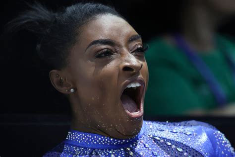 Simone Biles Responds To The Wall Street Journal After Shameful Mistake