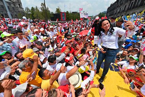 Alejandra Del Moral Cierra Campa A En Toluca