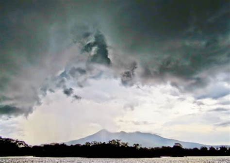 Things to do in Granada Nicaragua + Volcanoes - Only By Land