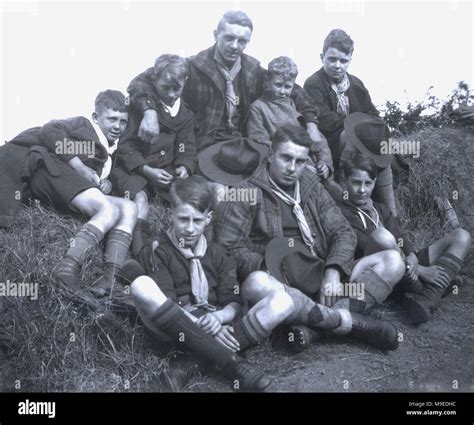 Jóvenes Exploradores Fotografías E Imágenes De Alta Resolución Alamy