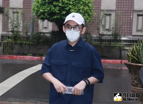 黃子佼性侵案不起訴！被控拍人魚照、買少女不雅片 劣行一次看 娛樂 Nownews今日新聞