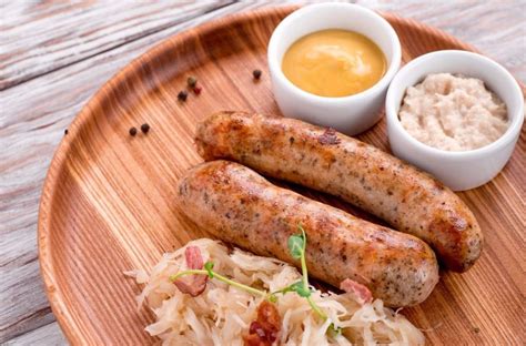 Домашние куриные колбаски • Кулинарные рецепты блюд