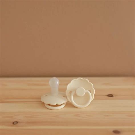 Frigg Daisy Pack Silicone Baked Clay Cream T