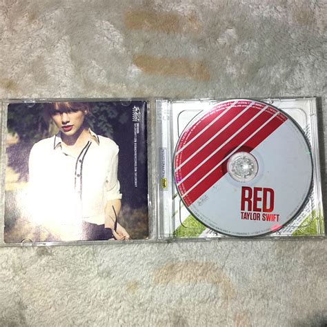 SIGNED RED (Deluxe Edition) ALBUM - Taylor Swift, Hobbies & Toys, Music ...