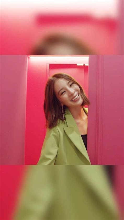 アイリーン・キムさんのインスタグラム動画 アイリーン・キムinstagram 「fashion Has Always Reflected