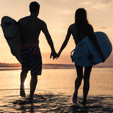 Single Surfers Find Local Couples For Adult Fun