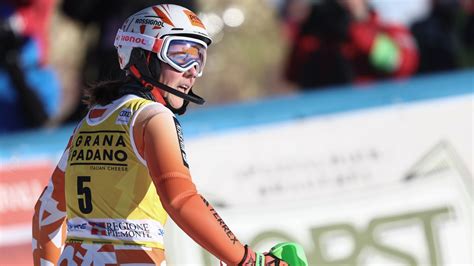 Petra Vlhov I La Tr Ning Na Zjazd V St Moritz V Sledky Sportnet