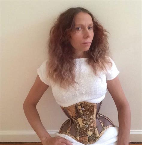 Woman flaunts TINY 16-inch waist after wearing corsets for six years - Daily Star