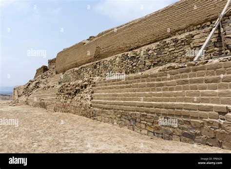 Per Lima Sitio Arqueol Gico De Pachacamac El Templo Del Sol