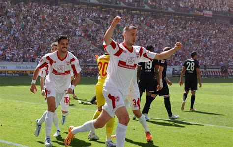 Auch Im Nächsten Jahr Bundesliga Vfb Stuttgart Rettet Sich Mit Sieg