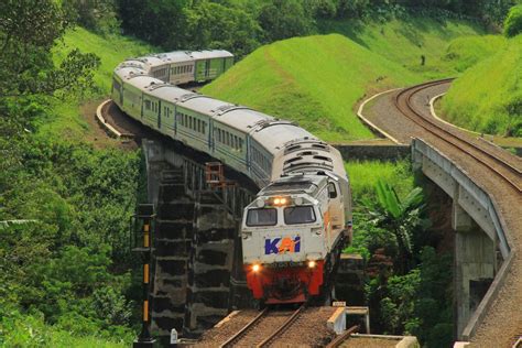 Mengenal Richard Trevithick Sang Penemu Kereta Api