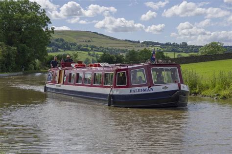 Skipton Boat Trips Skipton, North Yorkshire - Updated prices | hitched ...