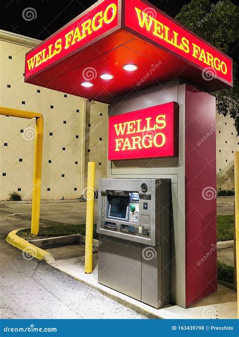 Wells Fargo Drive Up Atm Editorial Stock Photo Image Of Business