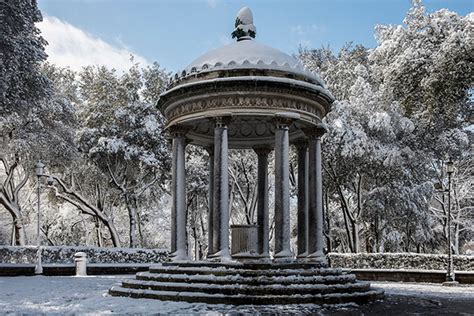 Snowfall in Rome on Behance