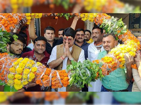 Up Chunav 2022 Raja Bhaiya Party Jansatta Dal Loktantrik Declared 11 Candidates And Seats Up