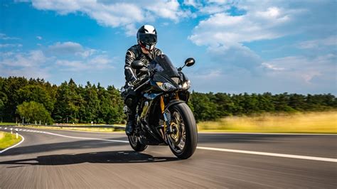 Stay Safe While Riding Your Motorcycle With These 6 Tips Sparkous