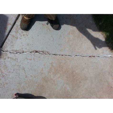 Slab Concrete Crack Repair Caulk | Twin Creeks – Twin Creeks Log Home Supply