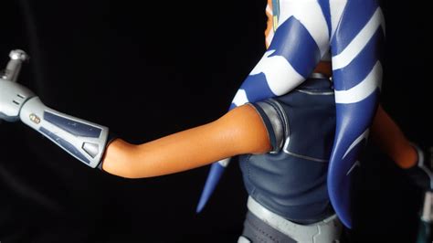 【心得】超冷門開箱 Hot Toys Tms021《星際大戰：複製人之戰》亞蘇卡·譚諾 Ahsoka Tano 買的是師徒感情 綜合公仔玩具