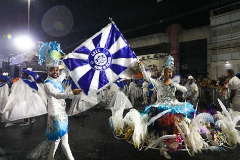 Superliga altera ordem dos dias de desfiles das séries Prata e Bronze