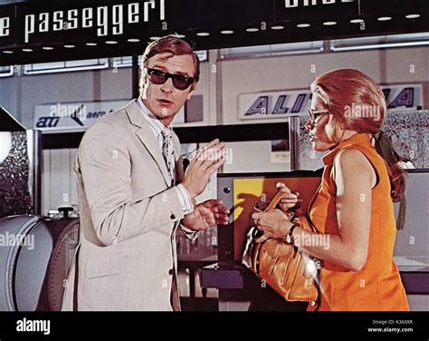 THE ITALIAN JOB MICHAEL CAINE, MAGGIE BLYE Date: 1969 Stock Photo - Alamy