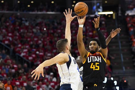 Dallas Mavericks Vs Utah Jazz Match Preview Prediction Betting Odds And Spreads April 23rd