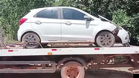 Carro Abandonado Em Terreno No Cambuquira Pode Ser O Mesmo Que