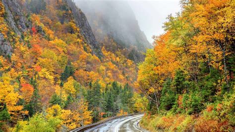 New Hampshire Fall Foliage- 12 Top Spots for NH Fall Color