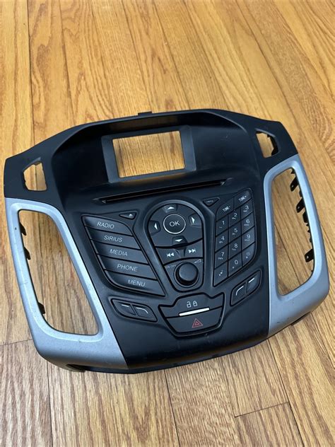 2012 2013 2014 Ford Focus 4 2 Display Radio Bezel W Radio Cm51 18835 Jaw Oem Ebay