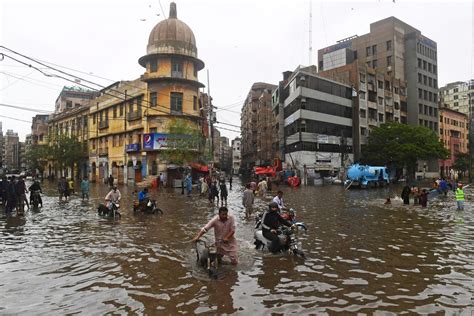 Pakistans Floods Are A Climate Catastrophe Vox