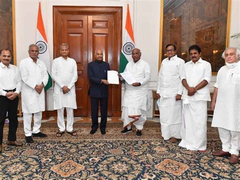 Agnipath Row Congress Delegation Meets President Kovind