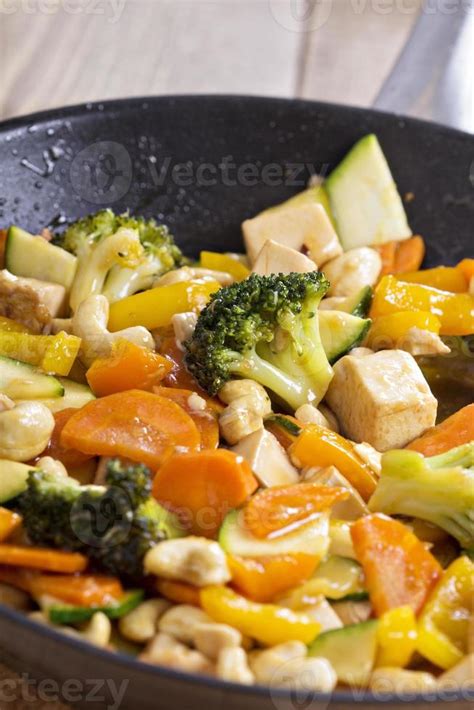 Tofu stir fry with vegetables 15693408 Stock Photo at Vecteezy