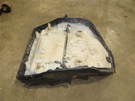 1995 HONDA TRX200D TYPE 2 II Fourtrax Oem Complete Seat Base Foam Needs