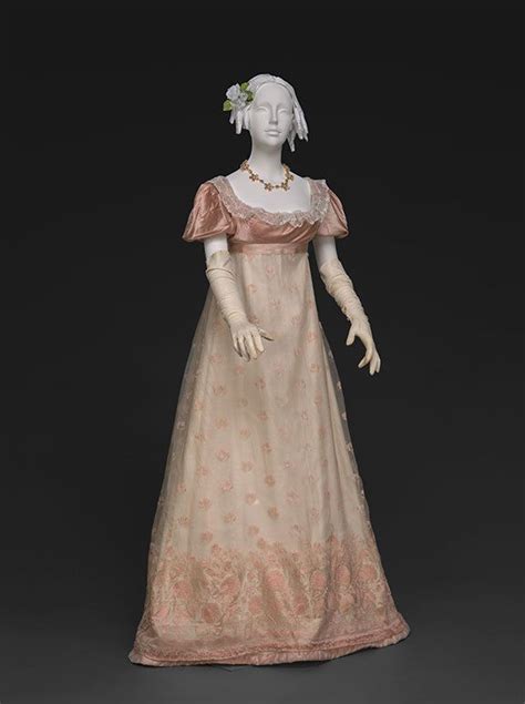 Evening Dress 1810′s From The Dar Museum Regency Era Fashion Historical Dresses Regency Fashion