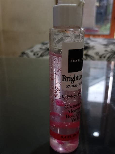 Scarlett Brightening Facial Wash Felicya Angelista On Carousell