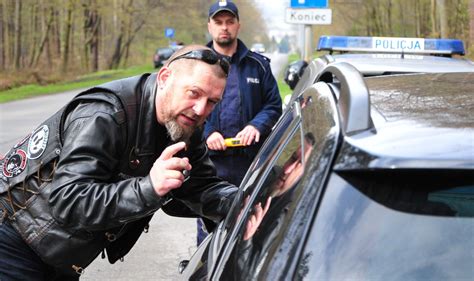 Patrz W Lusterka Motocykle S Wsz Dzie Akcja Stowarzyszenia