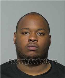 Recent Booking Mugshot For Isaiah Johnson In Milwaukee County Wisconsin