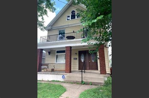 206 Oak St Cincinnati Oh 45219 Mls 1708536 Redfin