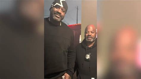 Shaq turns traffic stop into intro for NBA on TNT | khou.com