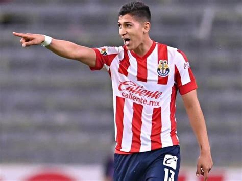 Chivas Ya Marca Diferencia Son Cuatro En El Tricolor