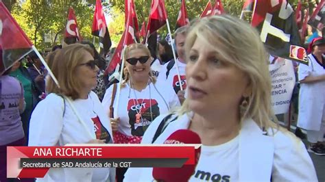 Miles De Pensionistas Se Manifiestan En Madrid Por Las Pensiones Y Los