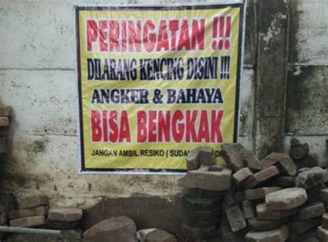 Peringatan Lucu Di Spanduk Ini Bikin Mikir Dua Kali