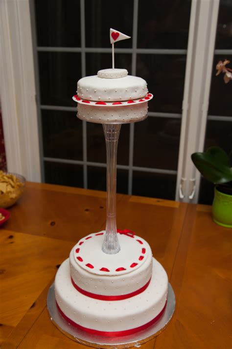 Seattle Space Needle - CakeCentral.com