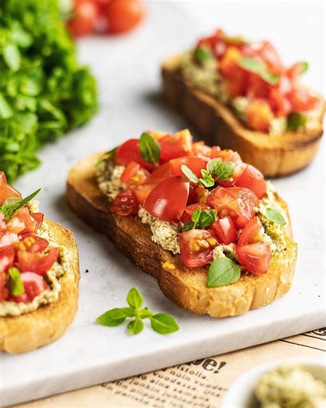 Découvrez la recette simple et délicieuse des Bruschettas à la tomate