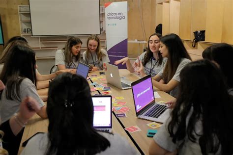 Potencia Tu Futuro Chicas En Tecnolog A Lanzan Plan De Becas En