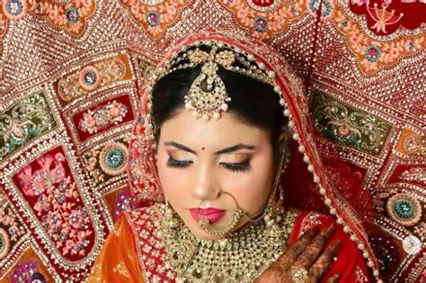 The Blushing Nude Makeup Artist Alambagh Weddingwire In